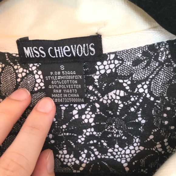 Cream jacket - Picture 3 of 3